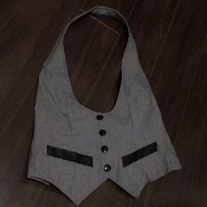 Back tie vest